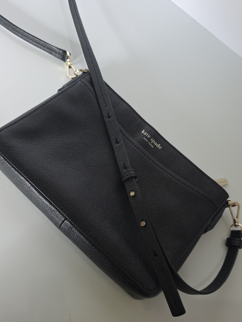 kate spade Black Pebbled 100% Cow Leather Crossbody with Gold Hardware - Picture 12 of 13